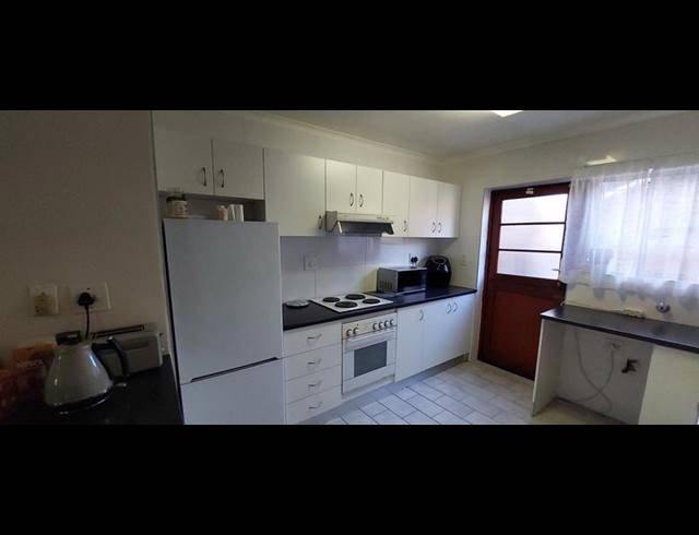 3 BEDROOM TOWNHOUSE FOR SALE IN TYGER VALLEY